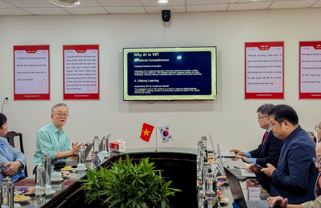 Quản Trị Kinh Doanh 4.0: Lựa chọn thông minh tại Trường Đại học PXU