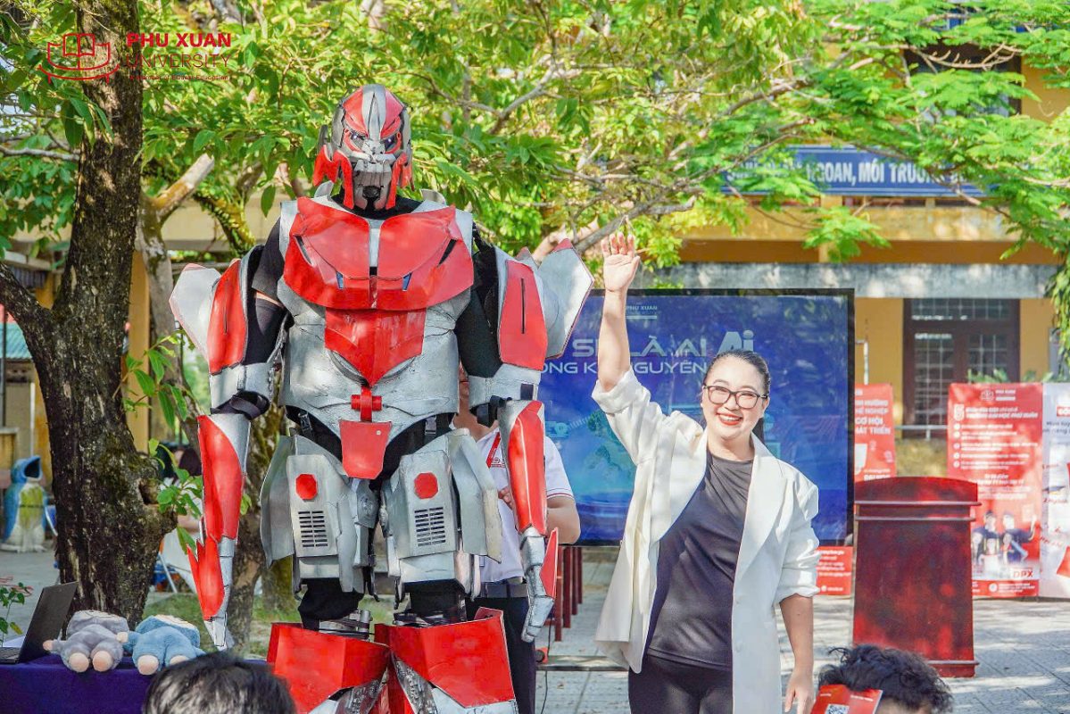 Lớp 12 điểm số chỉ là điều kiện cần - Định hướng mới là điều kiện đủ