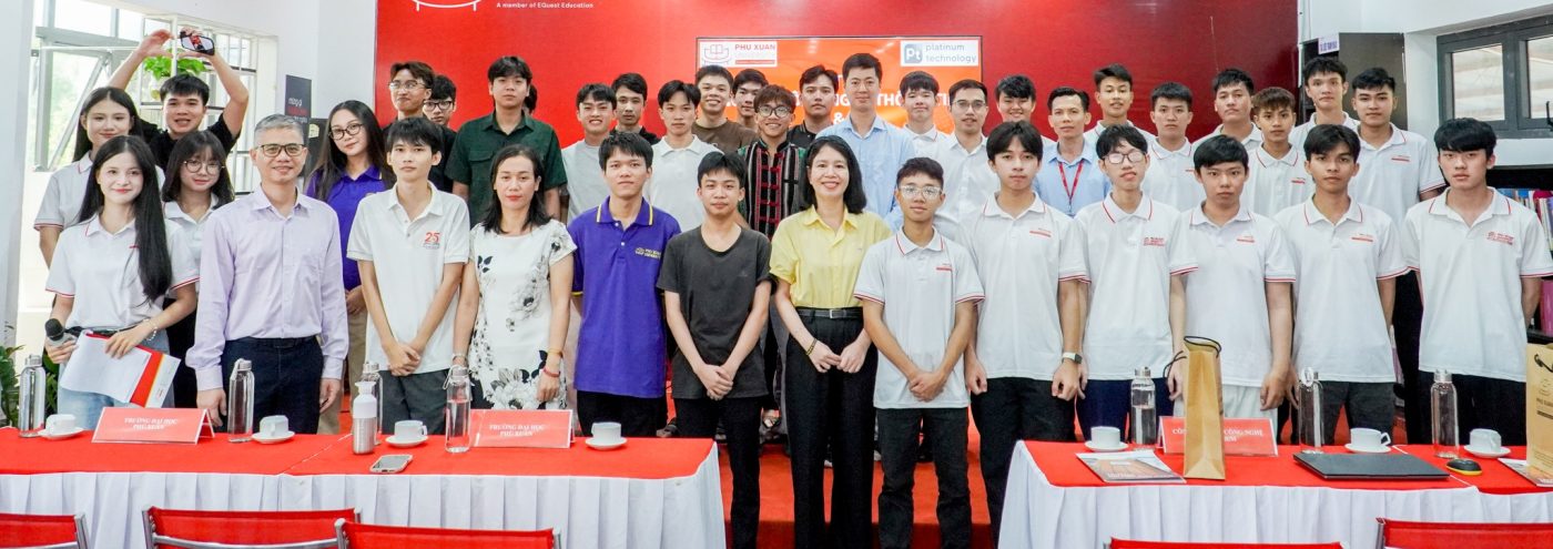 Sinh viên ngành Công Nghệ Thông Tin Trường Đại học PXU