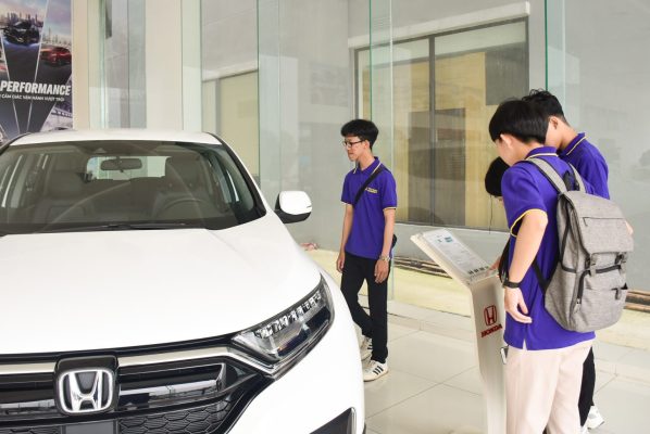 Học kì OJT - "đặc sản" Trường Đại học Phú Xuân